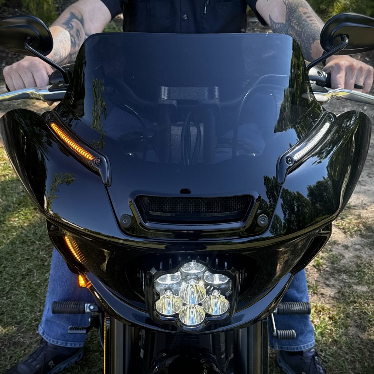 CUSTOM DYNAMICS - LED Windshield Trim / '22 - '24 Lowrider ST - Fairing Lights - MetalCore Harley Supply