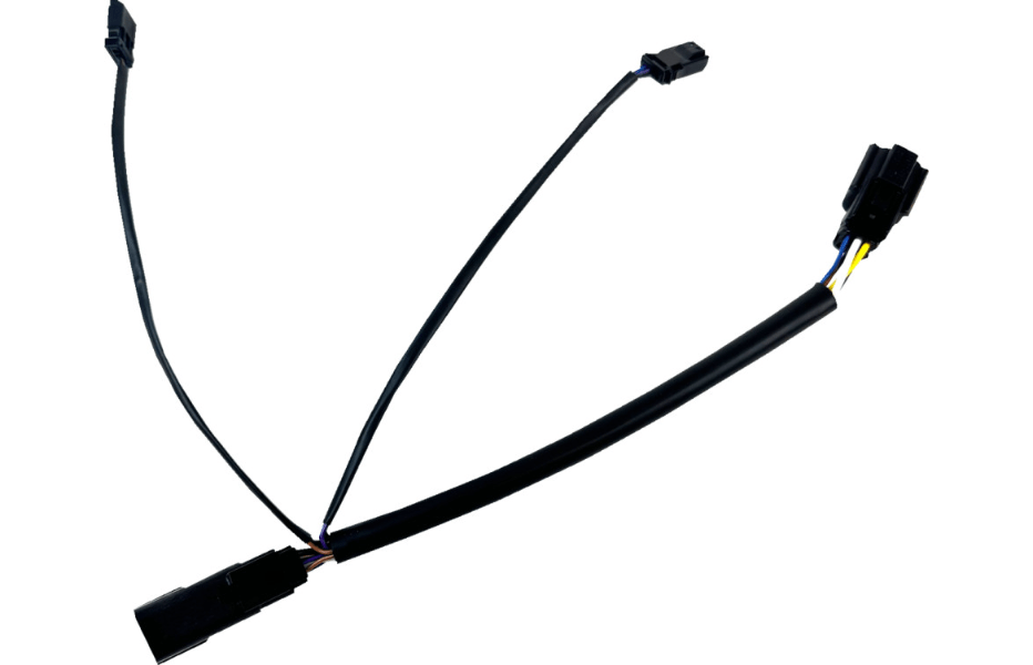CUSTOM DYNAMICS - Run / Turn Signal Adapter / '23 - '25 Bagger - Adaptor / Turn Signals - MetalCore Harley Supply