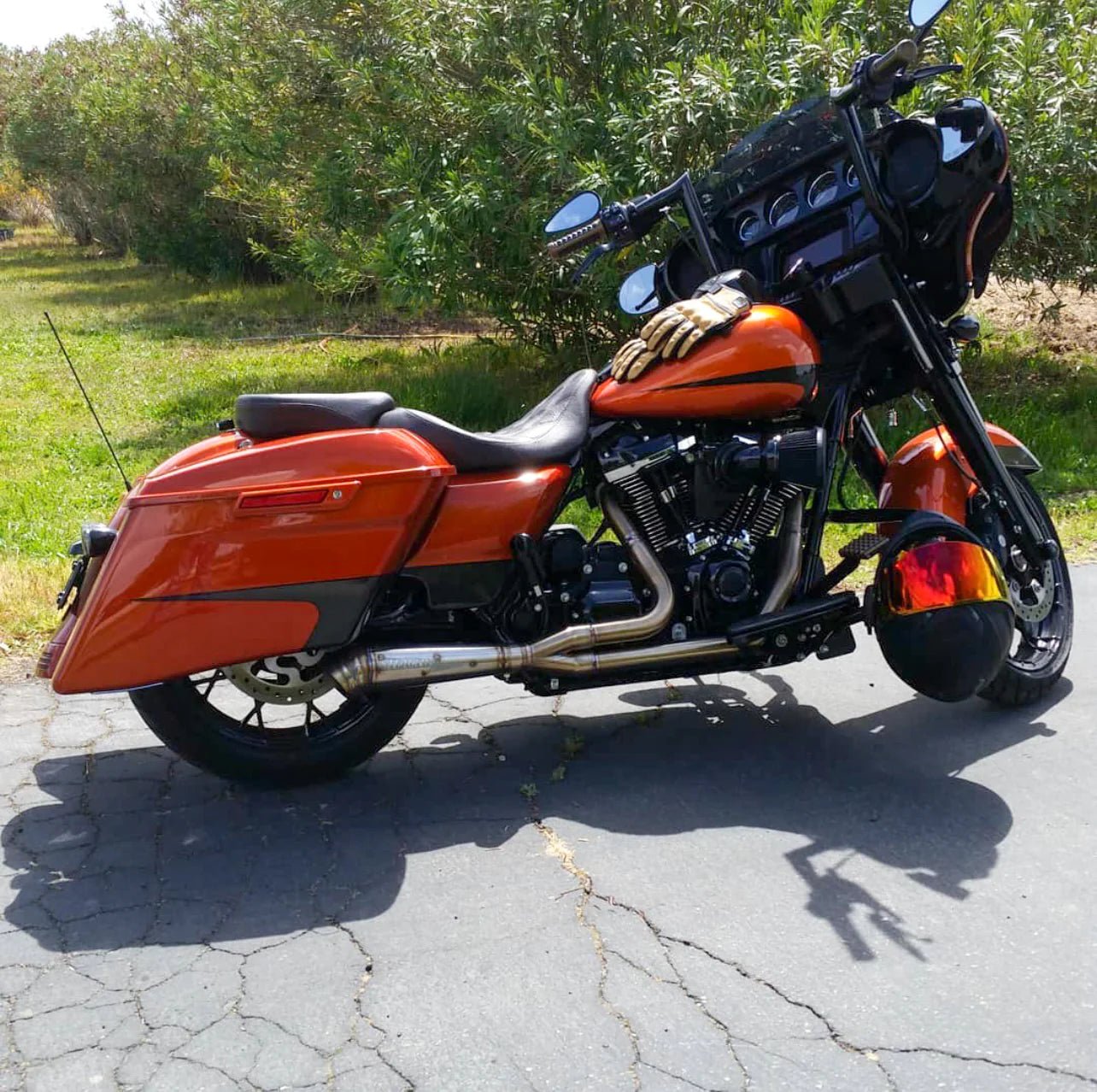 STEALTH PIPES-HD 2 into 1 High Performance / '17-'23 M8 Bagger-Exhaust - 2 into 1-MetalCore Harley Supply