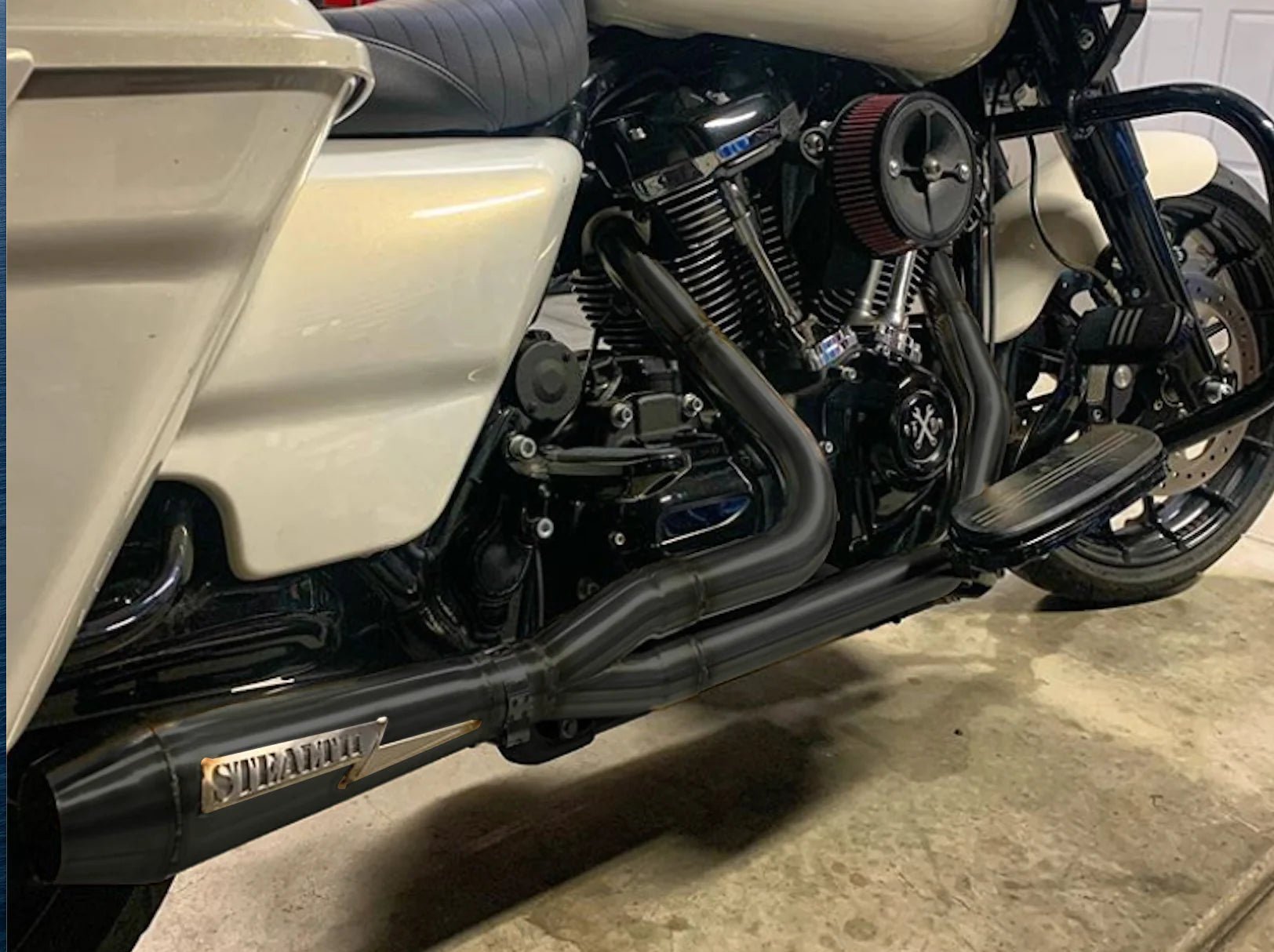 STEALTH PIPES-HD 2 into 1 High Performance / '17-'23 M8 Bagger-Exhaust - 2 into 1-MetalCore Harley Supply