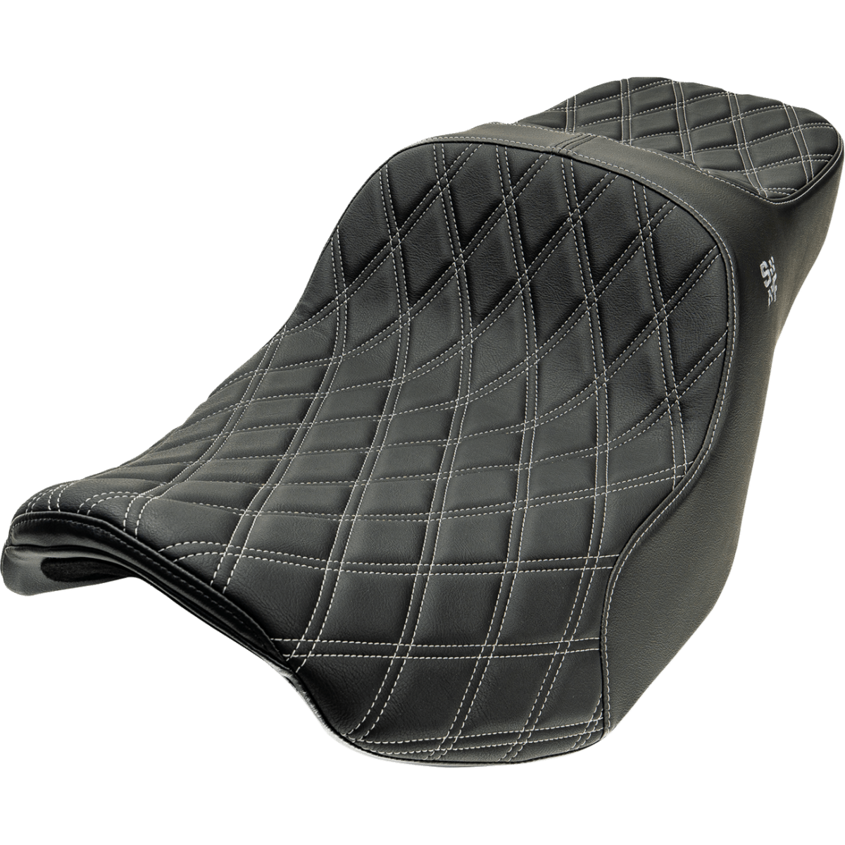 SLYFOX - Chariot 2-Up Seat - Silver Diamond '09-'25 - Seats - MetalCore Harley Supply