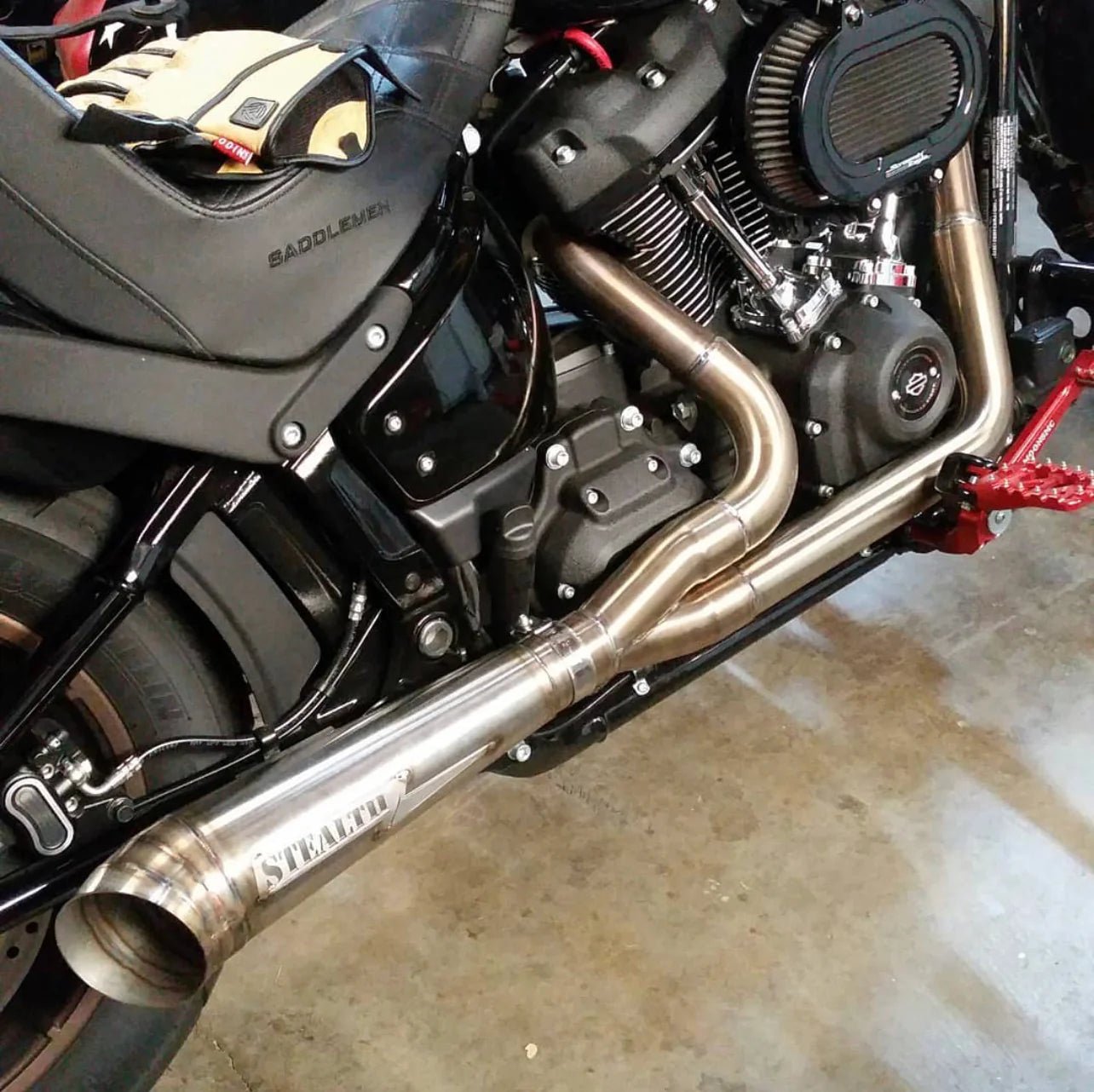 STEALTH PIPES-HD 2 into 1 High Performance / '17-'23 M8 | ST-Exhaust - 2 into 1-MetalCore Harley Supply