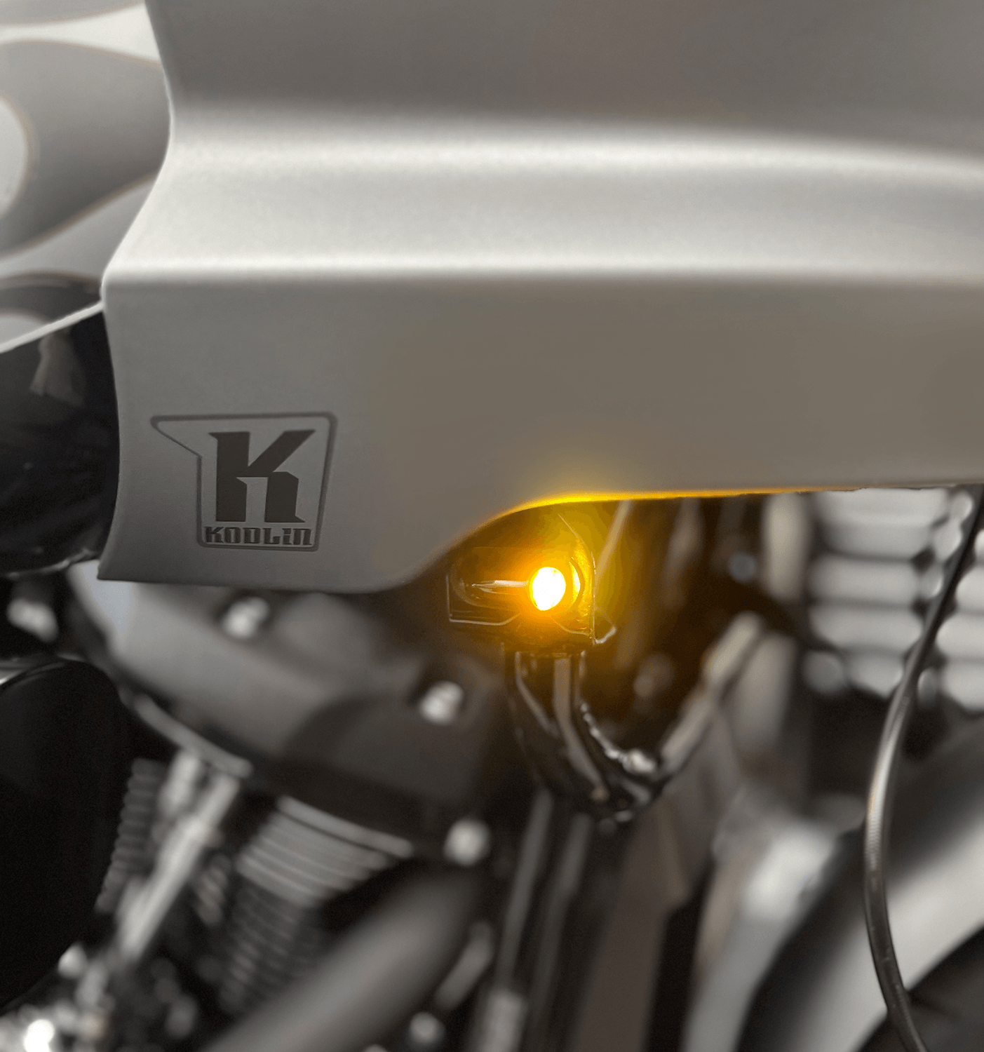 KODLIN-Neowise Bullet Smooth 2-1 LED Turn Signal / '22 Lowrider-Turn Signals-MetalCore Harley Supply